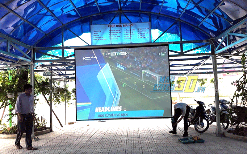 Lắp máy chiếu bóng đá màn hình 150inch tại Hà Nội